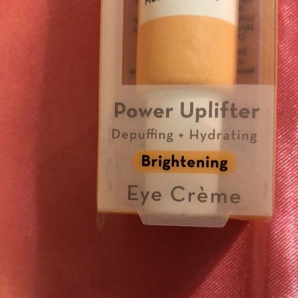 The creme shop power uplifter eye creme - Picture 3 of 5